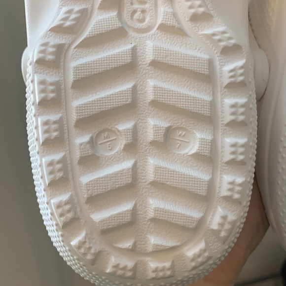 White Fur-Lined Crocs - Picture 6 of 11